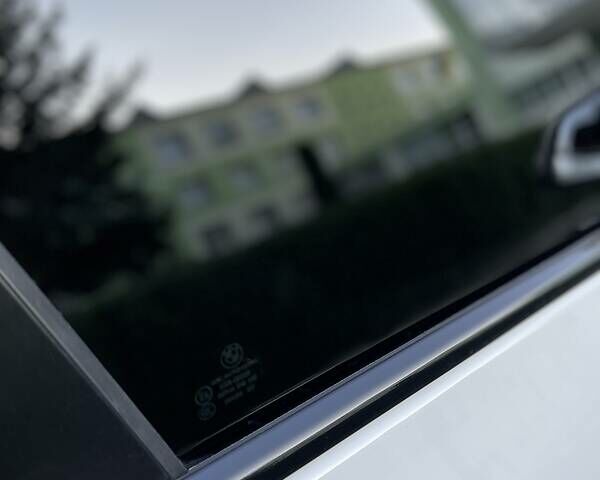 Білий БМВ 5 Серія, об'ємом двигуна 2 л та пробігом 262 тис. км за 20500 $, фото 25 на Automoto.ua