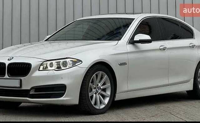 Білий БМВ 5 Серія, об'ємом двигуна 2.99 л та пробігом 248 тис. км за 21500 $, фото 13 на Automoto.ua