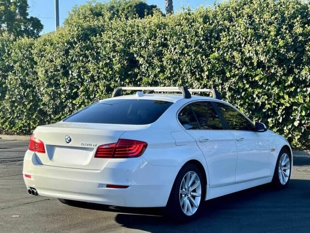 БМВ 5 Серия 2014 в Житомире на Automoto.ua Белый БМВ 5 Серия, объемом двигателя 3 л и пробегом 81 тыс. км за 15200 $, фото 6 на Automoto.ua