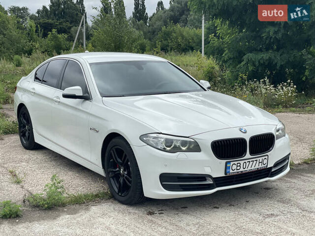 Білий БМВ 5 Серія, об'ємом двигуна 2 л та пробігом 290 тис. км за 16900 $, фото 6 на Automoto.ua
