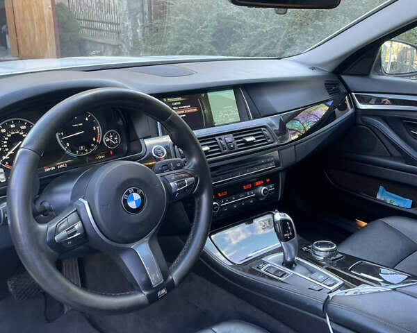 Білий БМВ 5 Серія, об'ємом двигуна 2.99 л та пробігом 302 тис. км за 21000 $, фото 12 на Automoto.ua