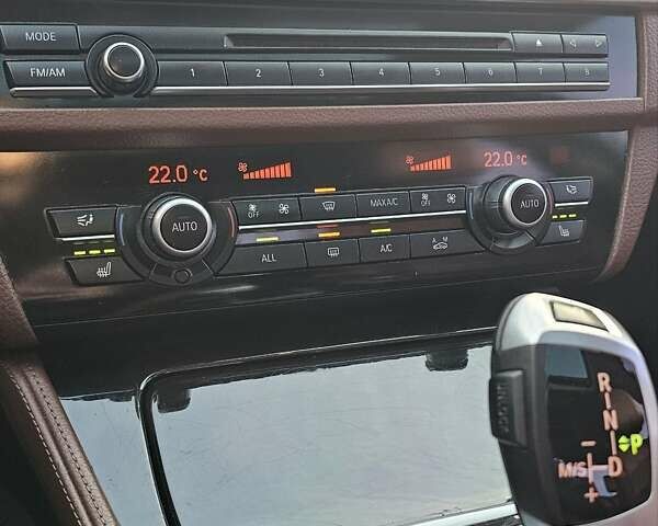 Білий БМВ 5 Серія, об'ємом двигуна 2 л та пробігом 128 тис. км за 17700 $, фото 27 на Automoto.ua