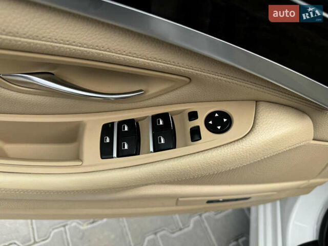 Білий БМВ 5 Серія, об'ємом двигуна 2 л та пробігом 208 тис. км за 12700 $, фото 18 на Automoto.ua