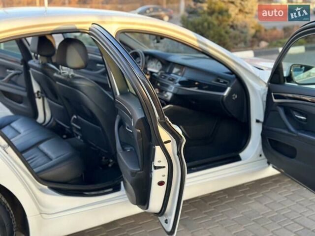 Белый БМВ 5 Серия, объемом двигателя 2 л и пробегом 250 тыс. км за 15500 $, фото 33 на Automoto.ua