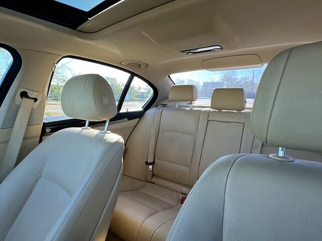 Білий БМВ 5 Серія, об'ємом двигуна 3 л та пробігом 237 тис. км за 14800 $, фото 5 на Automoto.ua