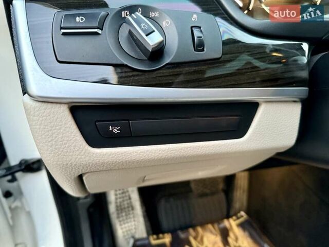 Белый БМВ 5 Серия, объемом двигателя 4.4 л и пробегом 124 тыс. км за 19999 $, фото 29 на Automoto.ua