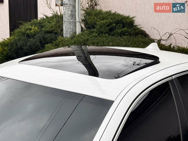 Белый БМВ 5 Серия, объемом двигателя 3 л и пробегом 196 тыс. км за 16900 $, фото 20 на Automoto.ua