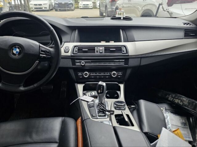 Білий БМВ 5 Серія, об'ємом двигуна 2 л та пробігом 161 тис. км за 10250 $, фото 5 на Automoto.ua