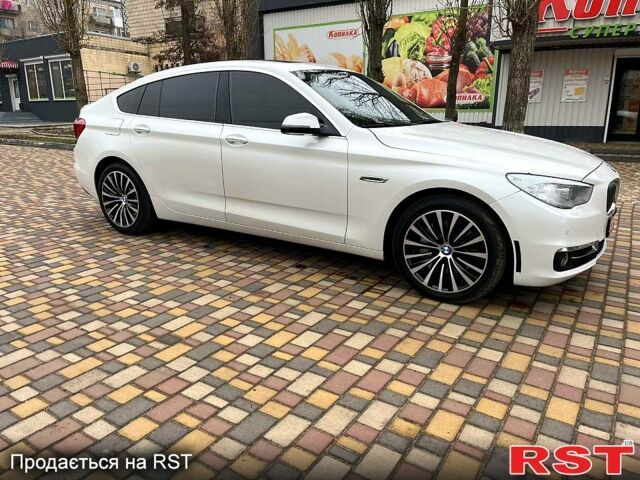 Білий БМВ 5 Серія, об'ємом двигуна 30 л та пробігом 142 тис. км за 16500 $, фото 5 на Automoto.ua