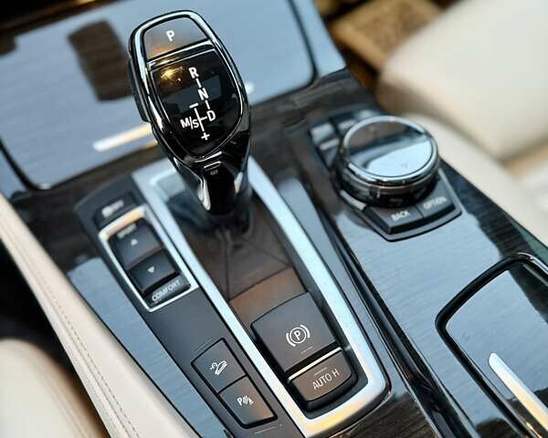 Белый БМВ 5 Серия, объемом двигателя 4.4 л и пробегом 124 тыс. км за 19999 $, фото 23 на Automoto.ua