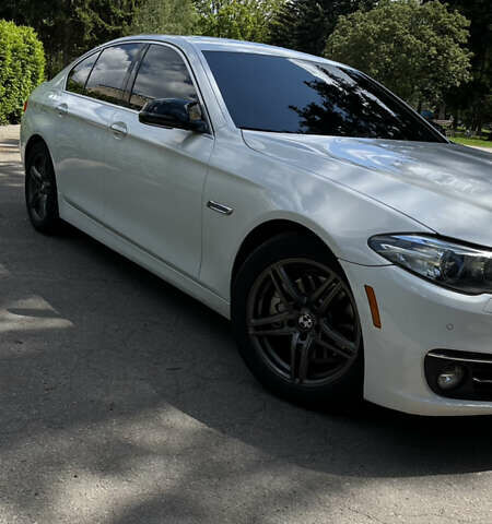 Белый БМВ 5 Серия, объемом двигателя 2 л и пробегом 139 тыс. км за 16111 $, фото 8 на Automoto.ua