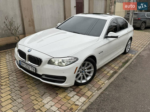 Білий БМВ 5 Серія, об'ємом двигуна 2.99 л та пробігом 196 тис. км за 19400 $, фото 3 на Automoto.ua
