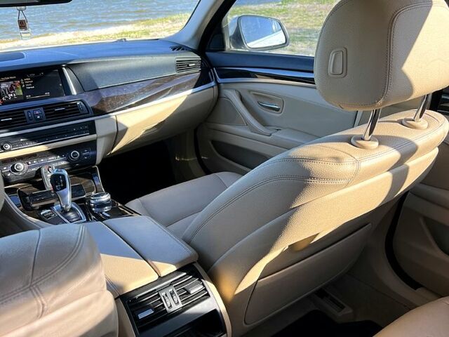 Білий БМВ 5 Серія, об'ємом двигуна 3 л та пробігом 237 тис. км за 14800 $, фото 8 на Automoto.ua