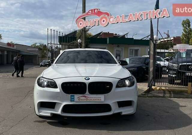 Белый БМВ 5 Серия, объемом двигателя 3 л и пробегом 194 тыс. км за 15999 $, фото 1 на Automoto.ua