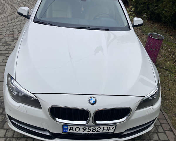 Белый БМВ 5 Серия, объемом двигателя 2 л и пробегом 304 тыс. км за 10500 $, фото 10 на Automoto.ua