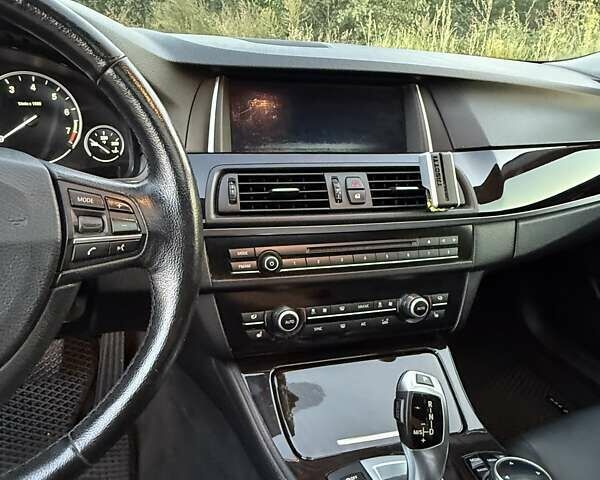 Білий БМВ 5 Серія, об'ємом двигуна 2.98 л та пробігом 210 тис. км за 16500 $, фото 29 на Automoto.ua