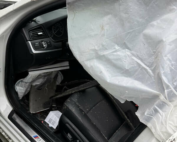 Белый БМВ 5 Серия, объемом двигателя 2 л и пробегом 155 тыс. км за 4800 $, фото 17 на Automoto.ua