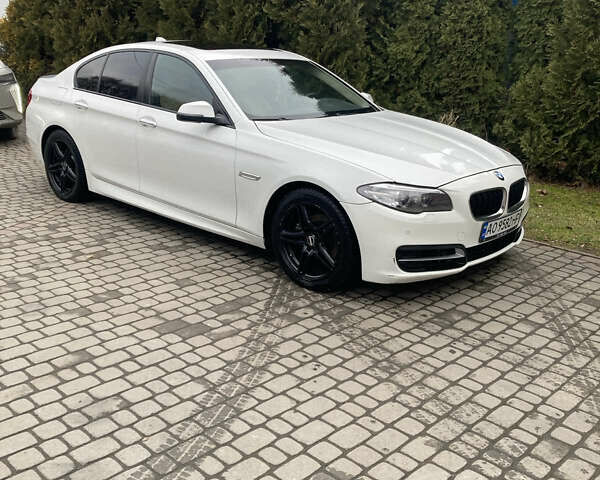 Белый БМВ 5 Серия, объемом двигателя 2 л и пробегом 304 тыс. км за 10500 $, фото 20 на Automoto.ua