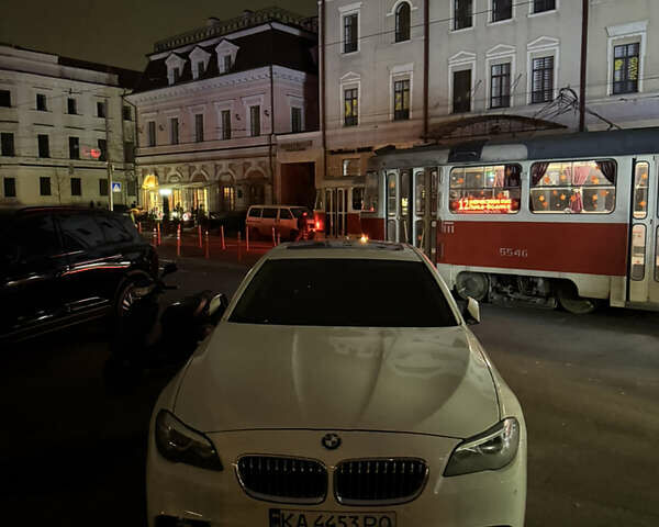 Білий БМВ 5 Серія, об'ємом двигуна 2.98 л та пробігом 200 тис. км за 14900 $, фото 4 на Automoto.ua