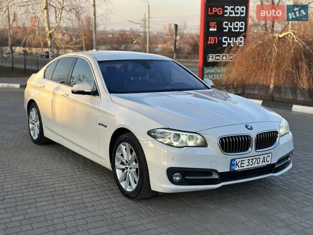 Белый БМВ 5 Серия, объемом двигателя 2 л и пробегом 250 тыс. км за 15500 $, фото 13 на Automoto.ua