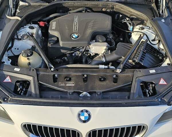 Білий БМВ 5 Серія, об'ємом двигуна 2 л та пробігом 128 тис. км за 17700 $, фото 32 на Automoto.ua