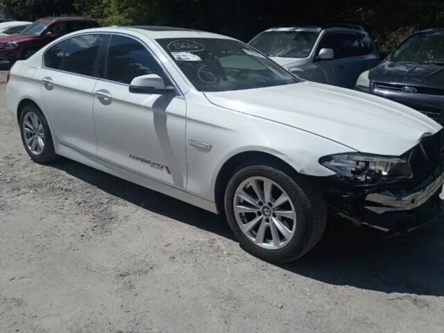 Білий БМВ 5 Серія, об'ємом двигуна 2 л та пробігом 226 тис. км за 9200 $, фото 2 на Automoto.ua