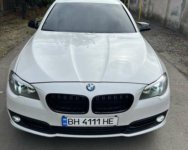 Белый БМВ 5 Серия, объемом двигателя 2 л и пробегом 275 тыс. км за 18500 $, фото 53 на Automoto.ua
