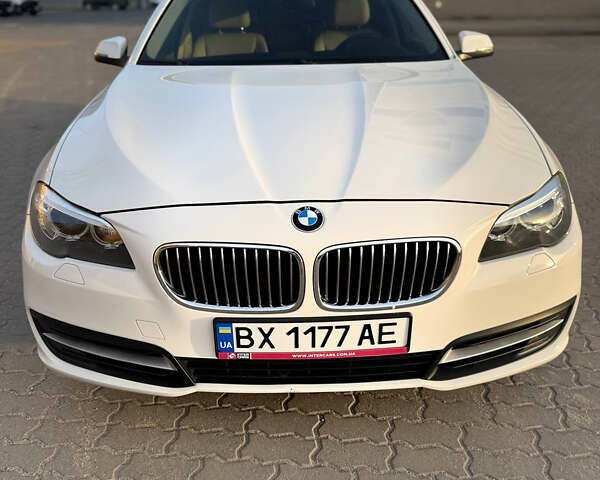 Белый БМВ 5 Серия, объемом двигателя 2 л и пробегом 87 тыс. км за 14400 $, фото 1 на Automoto.ua