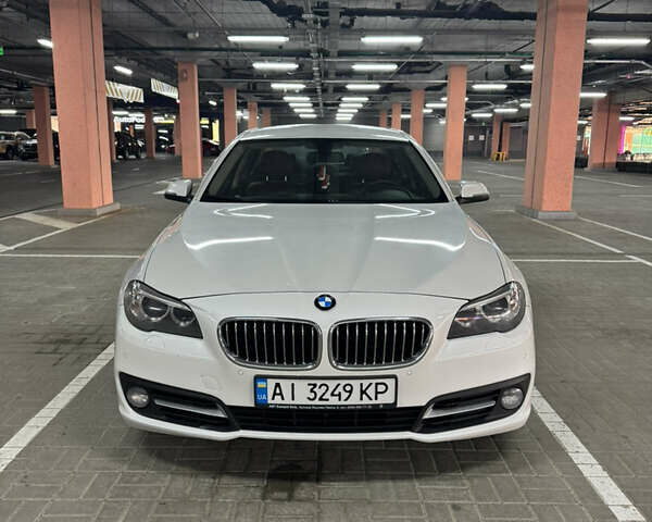Білий БМВ 5 Серія, об'ємом двигуна 2 л та пробігом 295 тис. км за 17500 $, фото 5 на Automoto.ua