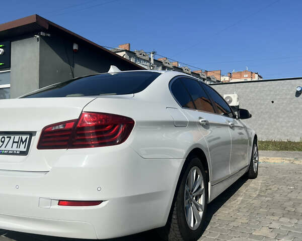 Белый БМВ 5 Серия, объемом двигателя 2 л и пробегом 202 тыс. км за 14000 $, фото 14 на Automoto.ua
