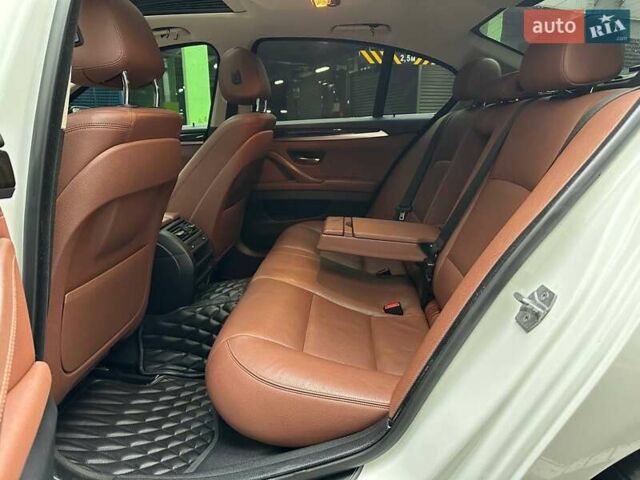 Белый БМВ 5 Серия, объемом двигателя 2 л и пробегом 184 тыс. км за 16990 $, фото 10 на Automoto.ua