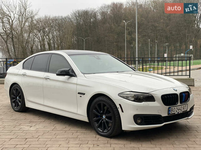 Белый БМВ 5 Серия, объемом двигателя 2 л и пробегом 133 тыс. км за 17100 $, фото 12 на Automoto.ua