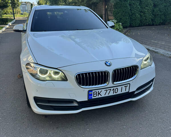 Белый БМВ 5 Серия, объемом двигателя 2 л и пробегом 159 тыс. км за 21000 $, фото 15 на Automoto.ua