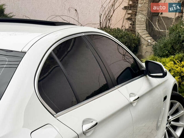 Белый БМВ 5 Серия, объемом двигателя 3 л и пробегом 196 тыс. км за 16900 $, фото 50 на Automoto.ua