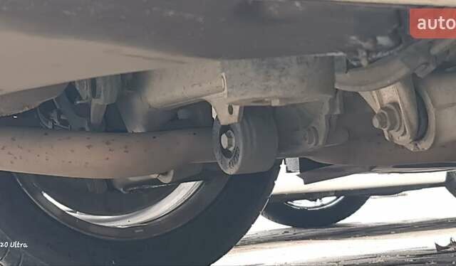 Белый БМВ 5 Серия, объемом двигателя 3 л и пробегом 117 тыс. км за 23000 $, фото 19 на Automoto.ua