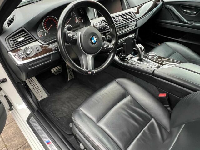 Білий БМВ 5 Серія, об'ємом двигуна 3 л та пробігом 157 тис. км за 9000 $, фото 10 на Automoto.ua