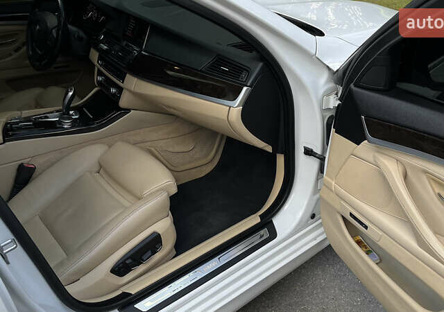 Белый БМВ 5 Серия, объемом двигателя 2 л и пробегом 139 тыс. км за 16111 $, фото 4 на Automoto.ua