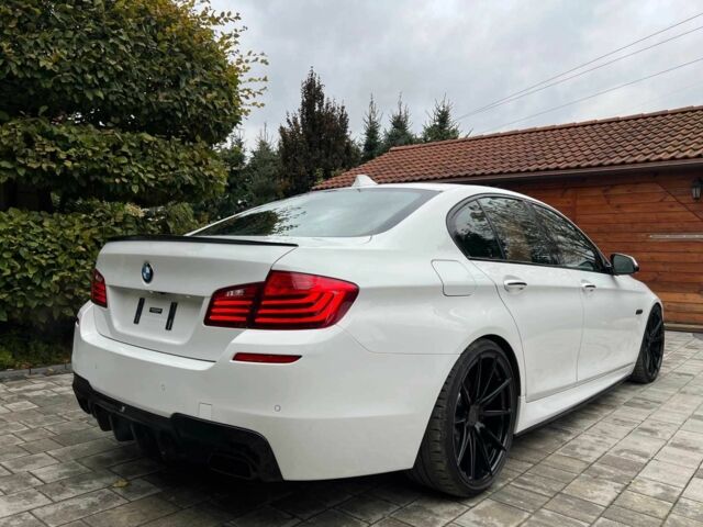 Білий БМВ 5 Серія, об'ємом двигуна 3 л та пробігом 157 тис. км за 9000 $, фото 5 на Automoto.ua