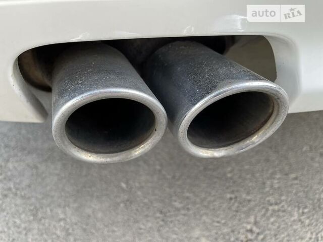 Білий БМВ 5 Серія, об'ємом двигуна 2 л та пробігом 262 тис. км за 20500 $, фото 34 на Automoto.ua