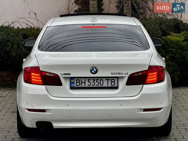 Белый БМВ 5 Серия, объемом двигателя 3 л и пробегом 196 тыс. км за 16900 $, фото 4 на Automoto.ua