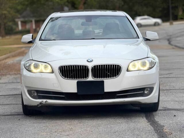 БМВ 5 Серия 2014 в Днепре (Днепропетровске) на Automoto.ua Белый БМВ 5 Серия, объемом двигателя 3 л и пробегом 90 тыс. км за 14500 $, фото 1 на Automoto.ua