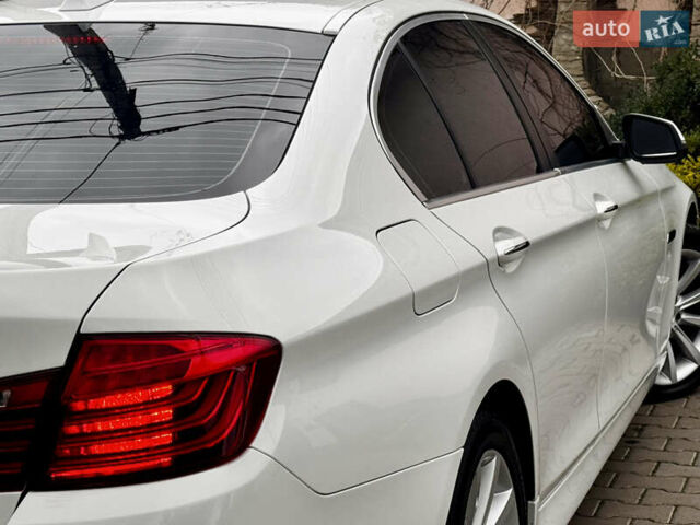 Белый БМВ 5 Серия, объемом двигателя 3 л и пробегом 196 тыс. км за 16900 $, фото 49 на Automoto.ua