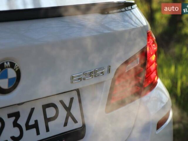 Білий БМВ 5 Серія, об'ємом двигуна 3 л та пробігом 205 тис. км за 21400 $, фото 9 на Automoto.ua