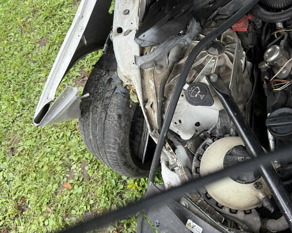 Белый БМВ 5 Серия, объемом двигателя 2 л и пробегом 155 тыс. км за 4800 $, фото 4 на Automoto.ua