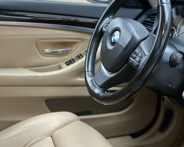 Белый БМВ 5 Серия, объемом двигателя 2 л и пробегом 133 тыс. км за 17100 $, фото 28 на Automoto.ua