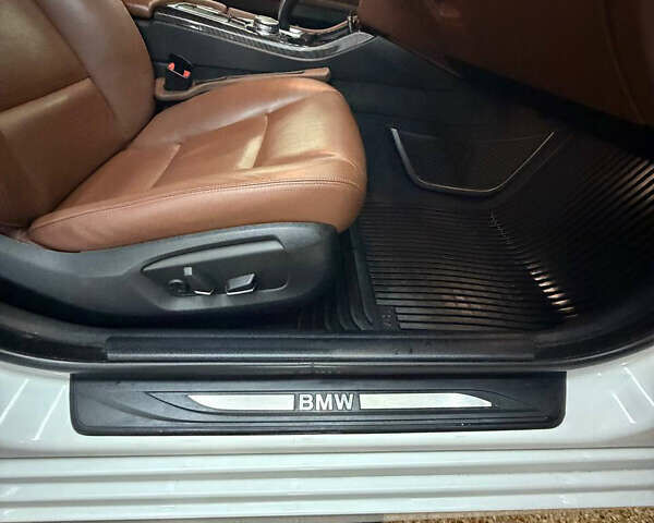 Белый БМВ 5 Серия, объемом двигателя 2.98 л и пробегом 190 тыс. км за 25500 $, фото 24 на Automoto.ua