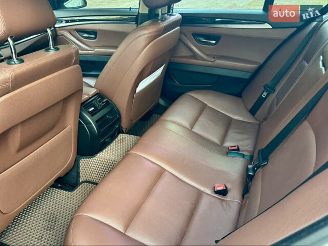 Білий БМВ 5 Серія, об'ємом двигуна 2 л та пробігом 295 тис. км за 17500 $, фото 26 на Automoto.ua