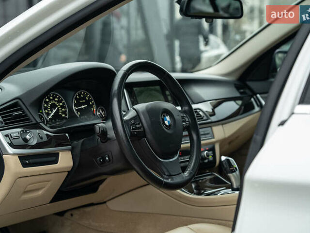 Білий БМВ 5 Серія, об'ємом двигуна 2 л та пробігом 134 тис. км за 19900 $, фото 19 на Automoto.ua