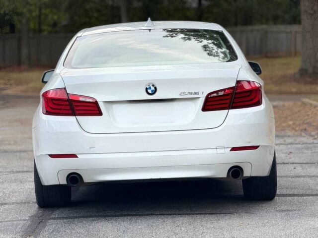 БМВ 5 Серия 2014 в Днепре (Днепропетровске) на Automoto.ua Белый БМВ 5 Серия, объемом двигателя 3 л и пробегом 90 тыс. км за 14500 $, фото 4 на Automoto.ua