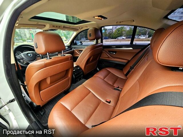 Белый БМВ 5 Серия, объемом двигателя 2 л и пробегом 119 тыс. км за 15700 $, фото 7 на Automoto.ua